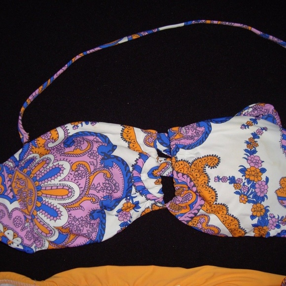 **NWT R Collection Two-Piece Bikini Side - Picture 2 of 4